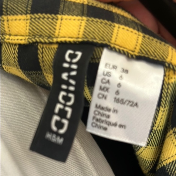 NWOT DIVIDED Black and Yellow Plaid Mini Skirt 6 - Picture 2 of 6